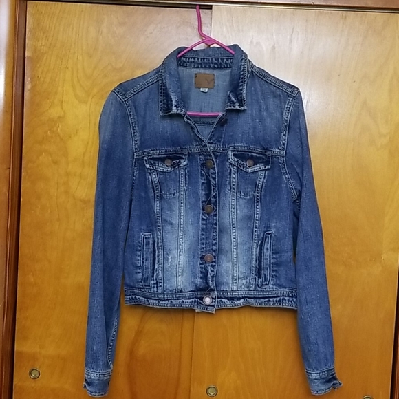 American Eagle Outfitters Jackets & Blazers - American eagle jean jacket